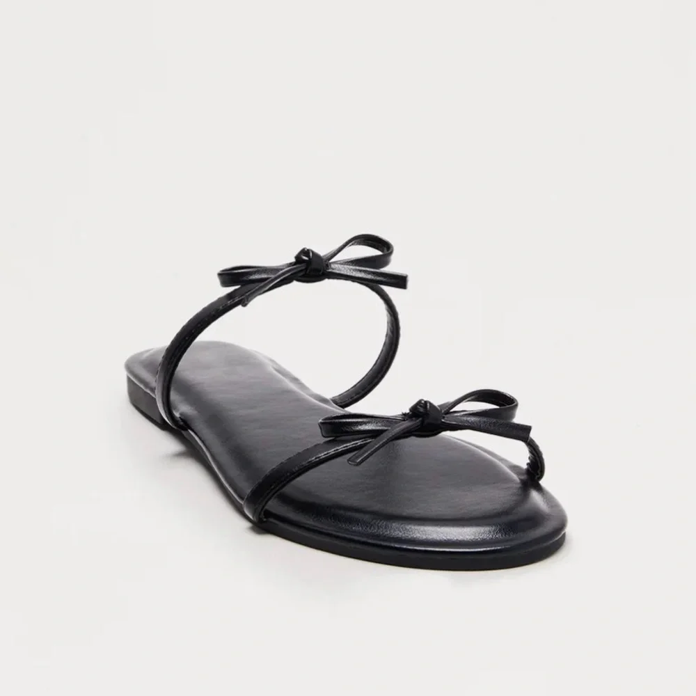 Black Bow Sandals - Picture 1 of 5